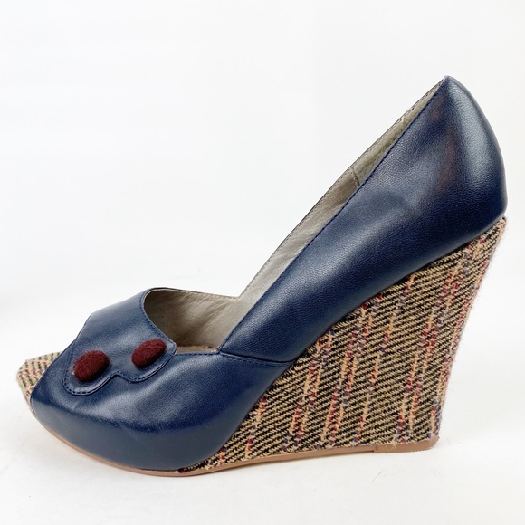pink studio Shoes - Pink Studio Navy Leather Wedge Heels 10 Q517